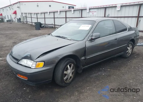 1995 Honda Accord Ex z USA, uszkodzony, nr VIN 1HGCD7256SA014583